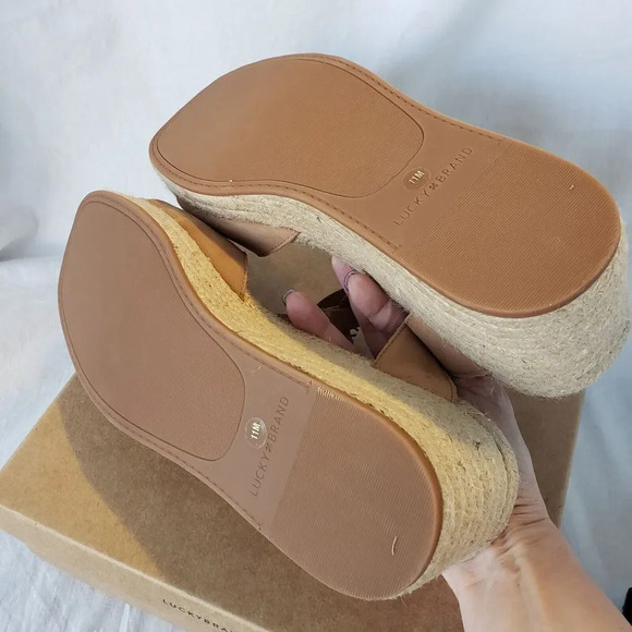LUCKY BRAND LK-VALKI WOMENS WEDGE SANDAL SIZE 10 TAN ANKLE WRAP STRAP NEW IN BOX - Picture 5 of 8